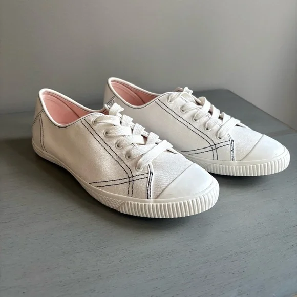 Kate Spade New York Tommi White Low Top Sneakers Shoes Women 8.5 Classic NWOT